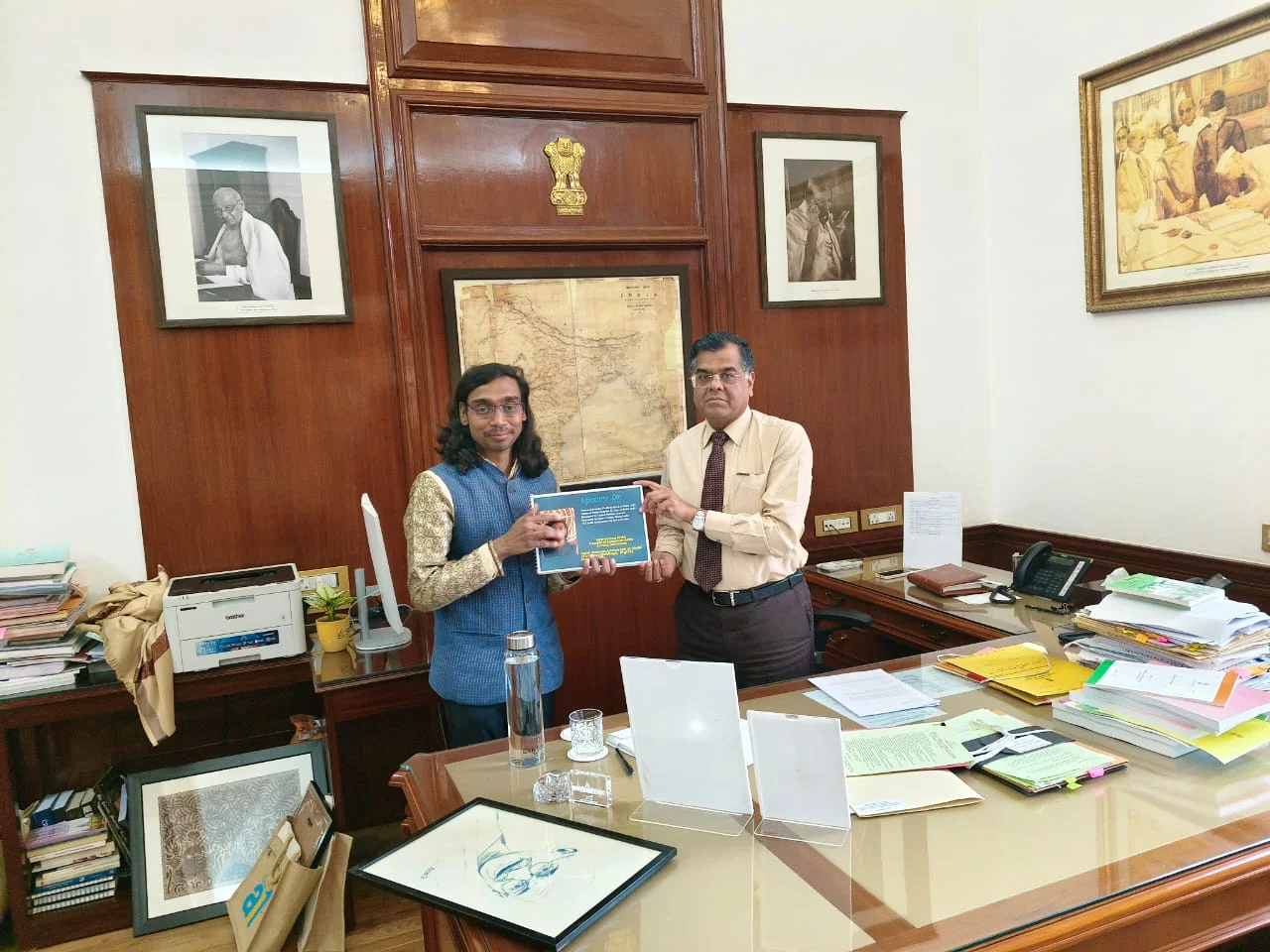 INDIA The Cabinet Secretary of India, Government of India, Dr. T. V.… — Photograph 2